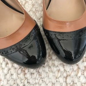 BCBG tan and black patent leather stacked heel